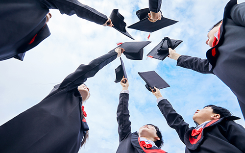 成人高考报名需要暂住证吗？