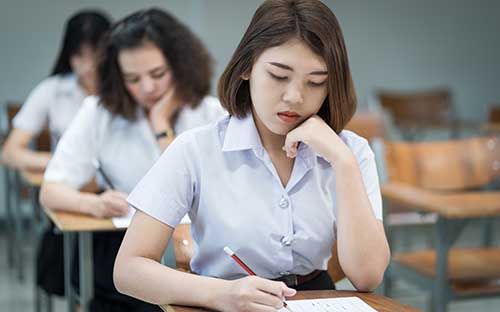 广东成人高考学费是多少？