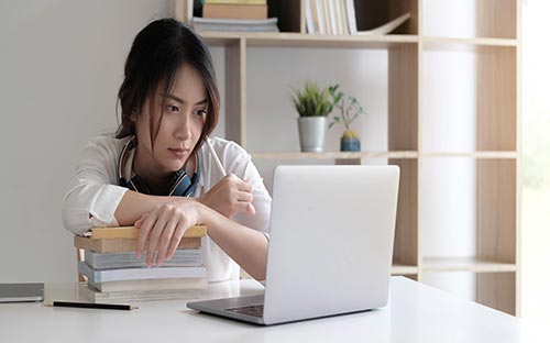 南京成人高考考前辅导班怎么选择？