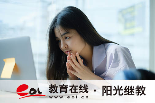 成人高考有一年半毕业的吗？好拿毕业证吗？